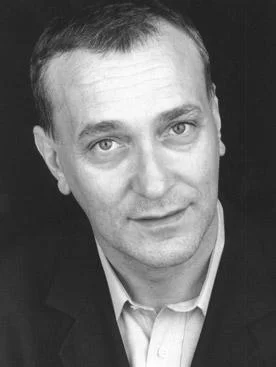 Саймон Гринхолл