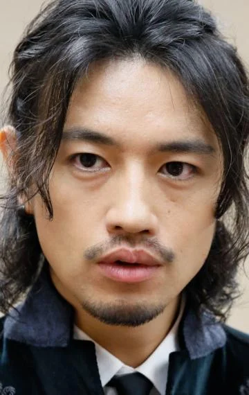 Такуми Сайто